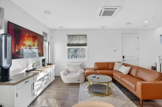 Photo #6: 226017324 Listing 