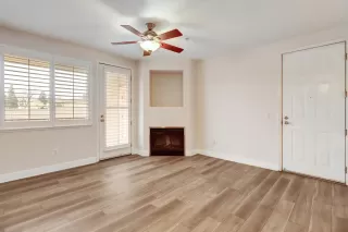 Photo #5: 226017369 Listing 