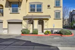 Photo #2: 226017517 Listing 