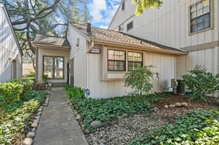 Photo #4: 226017679 Listing 