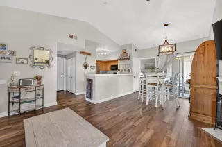 Photo #3: 226017992 Listing 