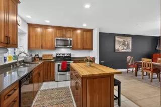 Photo #3: 226018140 Listing 