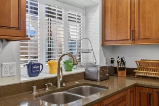 Photo #4: 226018140 Listing 