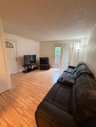 Photo #6: 226018321 Listing 