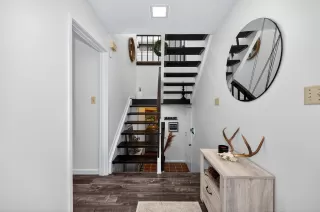 Photo #3: 226018638 Listing 