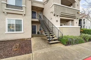 Photo #1: 226019529 Listing 