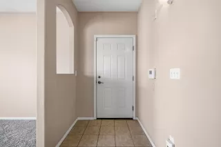 Photo #3: 226019607 Listing 