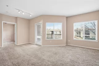 Photo #5: 226019607 Listing 