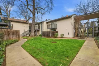 Photo #4: 226019757 Listing