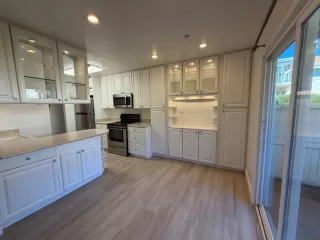 Photo #4: 226019806 Listing