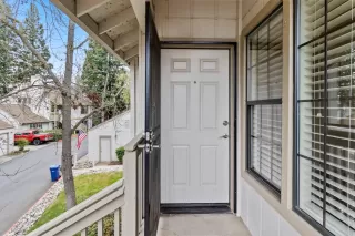 Photo #2: 226020073 Listing