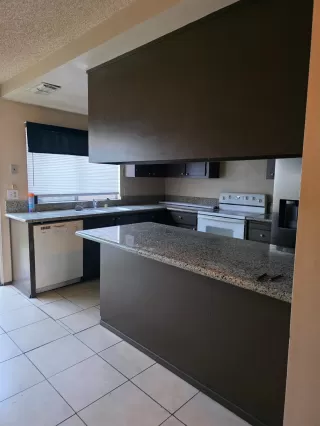 Photo #4: 226020347 Listing 