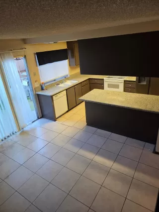 Photo #6: 226020347 Listing 