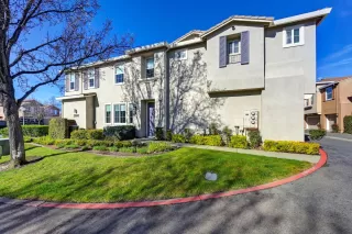 Photo #1: 226020502 Listing 