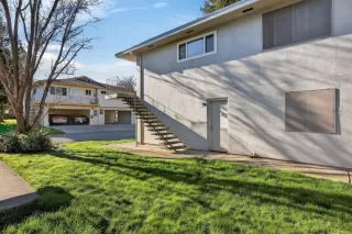 Photo #1: 226020592 Listing 