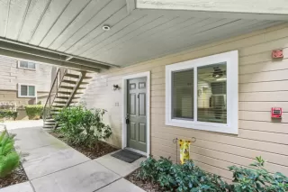 Photo #2: 226020648 Listing