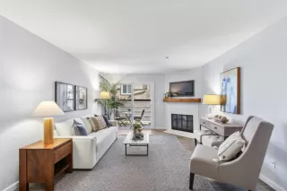 Photo #3: 226020648 Listing