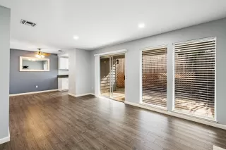 Photo #6: 226020835 Listing 