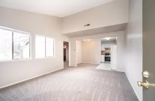 Photo #6: 226020839 Listing 