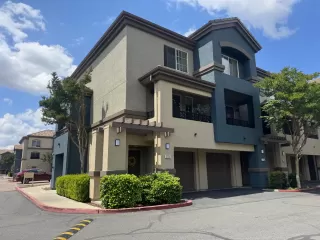 Photo #2: 226021160 Listing 