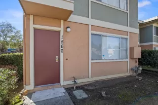 Photo #1: 226021588 Listing