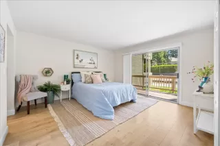 Photo #5: 226021591 Listing