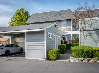 Photo #1: 226021698 Listing 