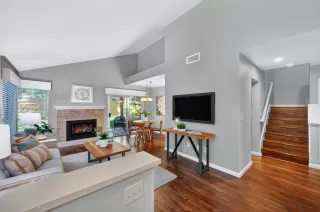 Photo #2: 226021959 Listing