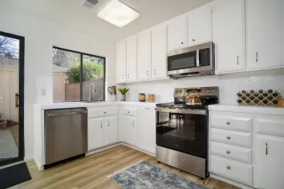 Photo #5: 226022620 Listing 