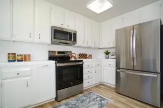 Photo #6: 226022620 Listing 