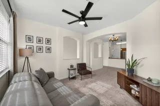 Photo #3: 226022767 Listing