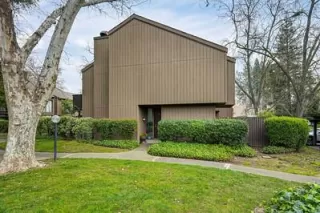 Photo #3: 226022801 Listing 