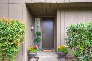 Photo #4: 226022801 Listing 