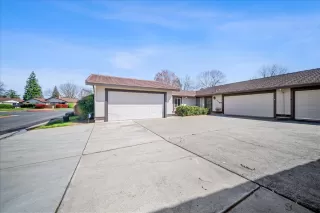 Photo #1: 226023495 Listing