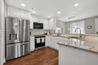 Photo #2: 226023568 Listing 