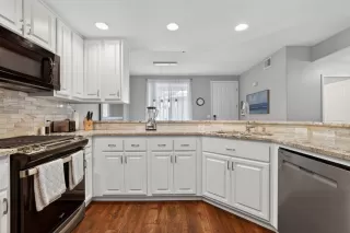 Photo #4: 226023568 Listing 