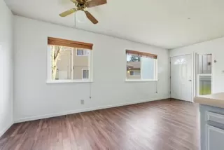 Photo #4: 226024050 Listing