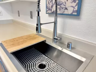 Photo #5: 226024087 Listing 