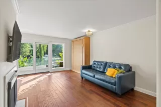 Photo #4: 226024189 Listing 