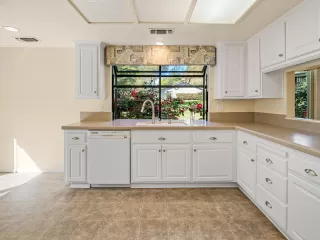 Photo #6: 226024208 Listing 