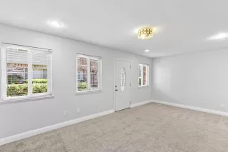 Photo #3: 226024569 Listing 