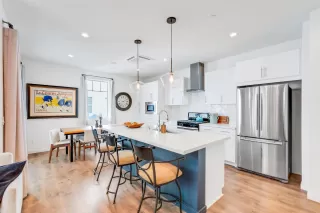 Photo #1: 226024912 Listing 