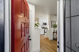 Photo #4: 226025018 Listing 