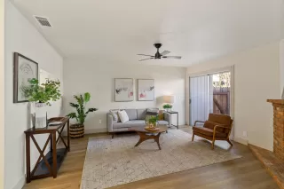 Photo #6: 226025018 Listing 