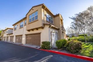 Photo #2: 226025150 Listing 