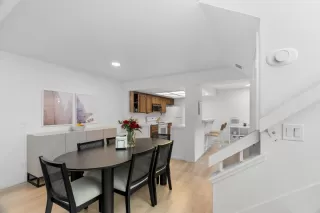 Photo #4: 226025192 Listing 