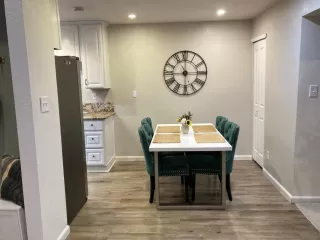 Photo #3: 226025243 Listing