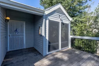 Photo #4: 226025408 Listing 