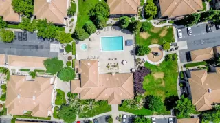 Photo #2: 226025485 Listing 