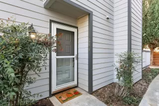 Photo #5: 226025511 Listing 